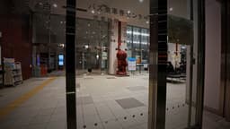 【Takaoka Station / Night Walk】(Takaoka, Toyama) Late-Night Shopping Streets and the Manyo Line Tram