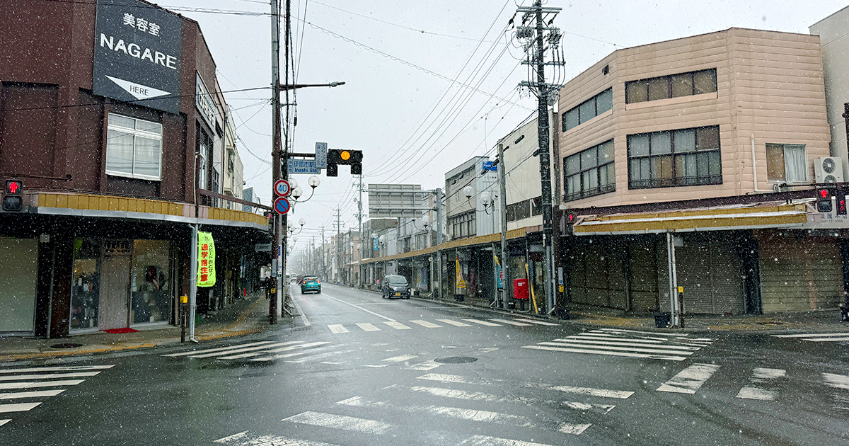 Shopping street in the snow Shopping street in the snow